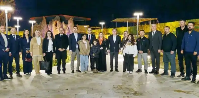 Arnavutluk Büyükelçisi, Hatay’da Iftar Yemeğine Katıldı