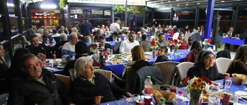 İskenderun Gazeteciler Cemiyeti’nden Birlik Ve Dayanışma İftarı