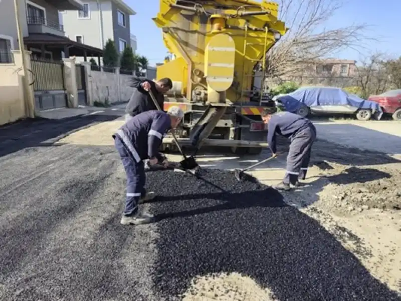 Odabaşı Ve Gülderen’de Yol Çalışması