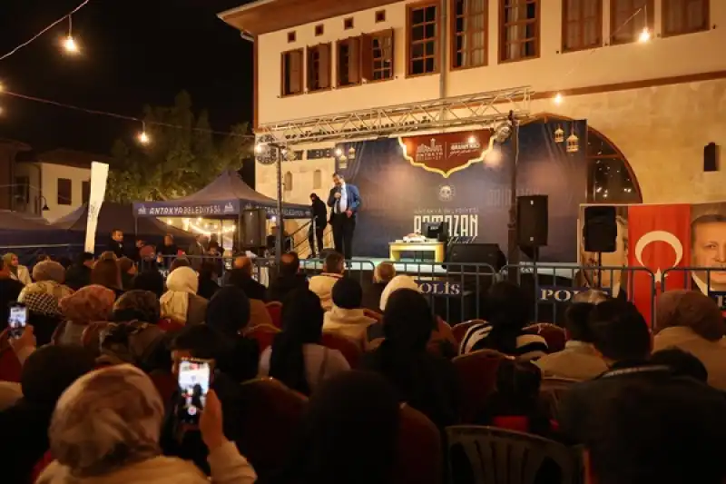 Hayati İnanç’la Keyifli Ramazan Akşamı