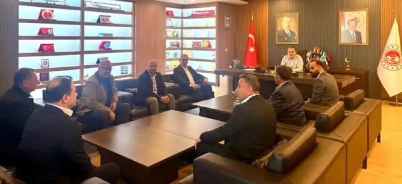 Akdaş: “muhtarlarımızla Omuz Omuzayız”