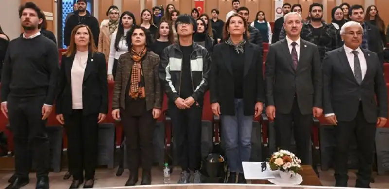 Eren: Depremi Yaşayan Bir Rektör Olarak Bu Süreci Kitaplaştırmak İstediğini Belirtti