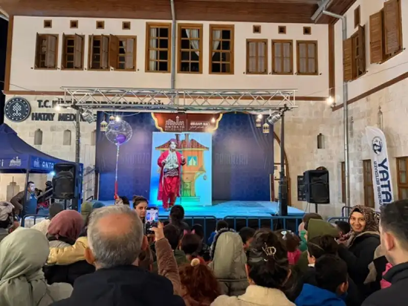 Ramazan Etkinlikleri, Hacivat-karagöz Gösterisiyle Güzelleşti