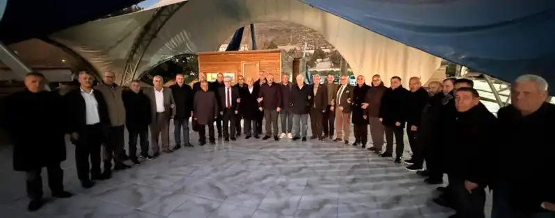 Başkan Çelik, Taş Medreselilerle İftarda Buluştu