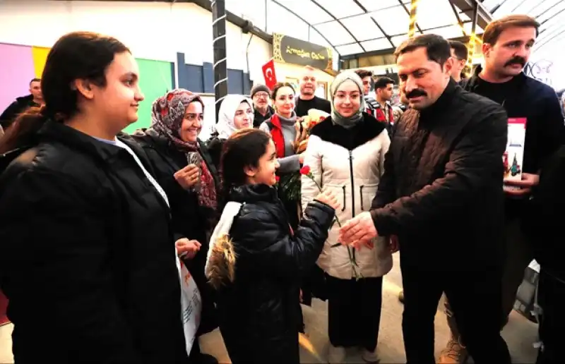 VALİ Masatlı’dan Tarihi Uzun Çarşı’da Anlamlı Ziyaret: 