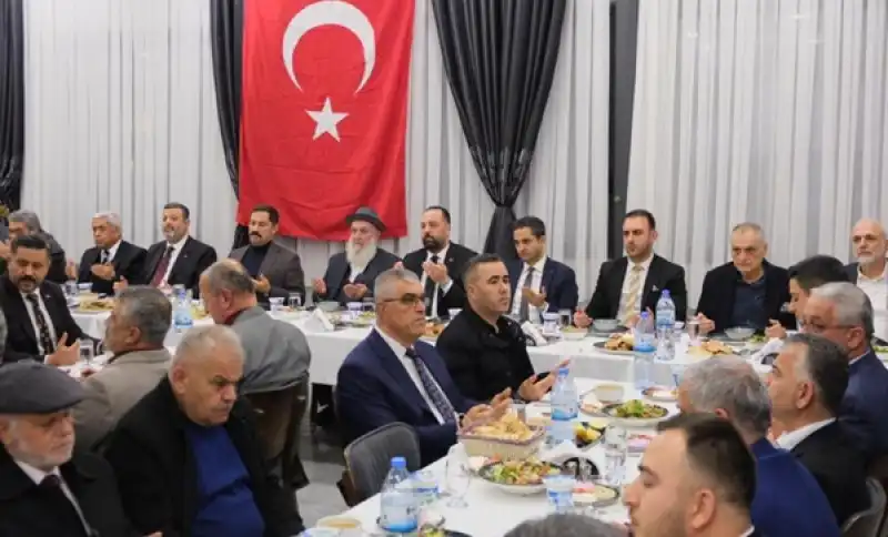 Armutlu Cami Güzelleştirme Ve Koruma Derneği Iftar Yemeği Düzenledi.