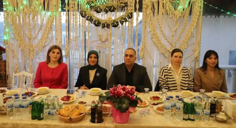 Altınözü’nde Kadınlar Günü’ne Özel İftar Buluşması
