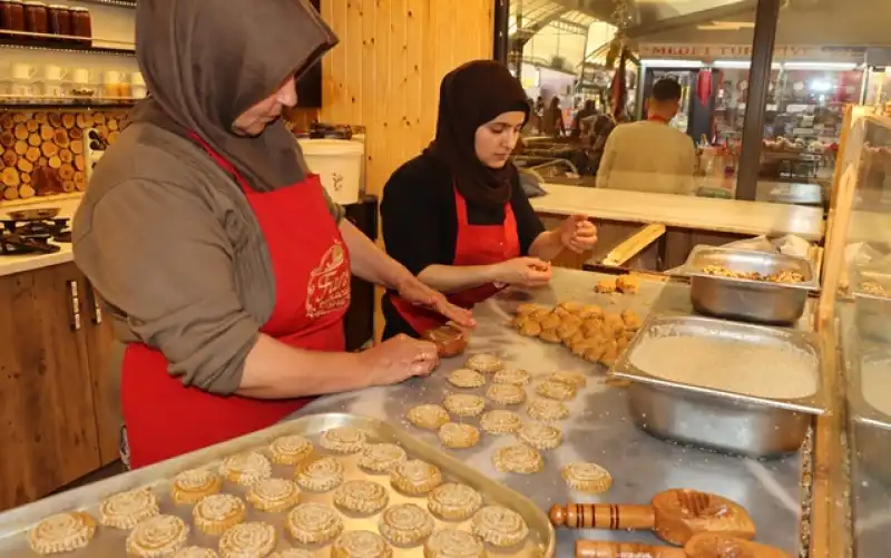 Hatay’da Bayram Kömbesi Geleneği Yaşatılmaya Devam Ediyor