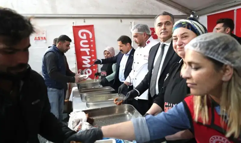 Masatlı Ve Akdaş Vatandaşlarla Iftar Sofrasında Buluştu