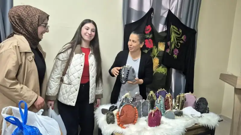 Hatay’dan Dijital Geleceğe: Kadınların Gücüne ELEVATE Desteği