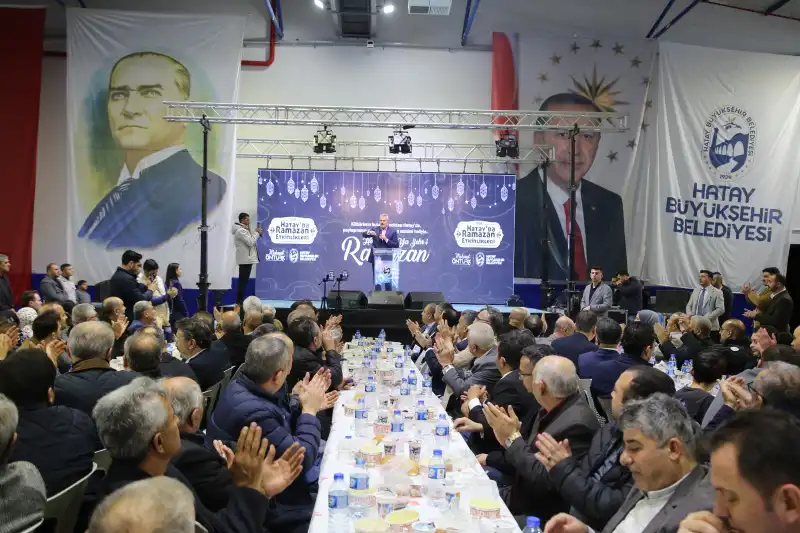 Başkan Öntürk, Iftarda Payaslı Hemşerilerini Ağırladı