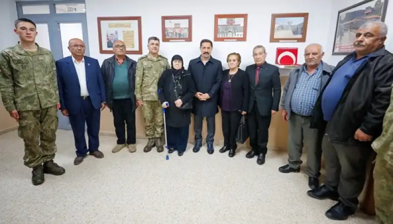 Vali Masatlı’dan Hudut Karakolunda Anlamlı İftar