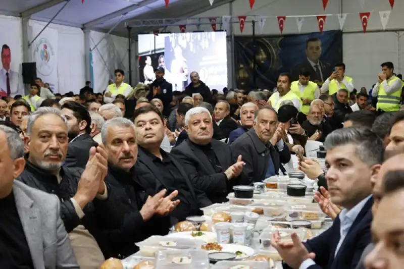 Başkan Öntürk, Reyhanlı’da Iftar Programına Katıldı