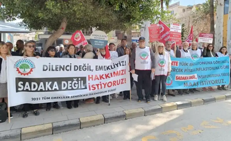 Emekliler; “Sadaka Değil Hakkımızı İstiyoruz”
