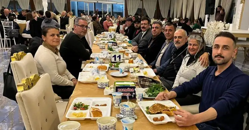 Konteyner Kentlerde Yaşamını Sürdüren 600 Depremzede Vatandaşı Bir Araya Getirdiler