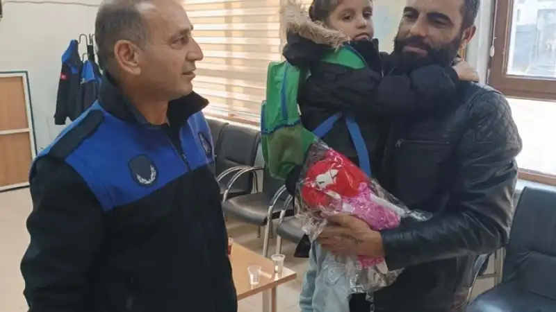 Kayıp Çocuklar Ailelerine Teslim Edildi