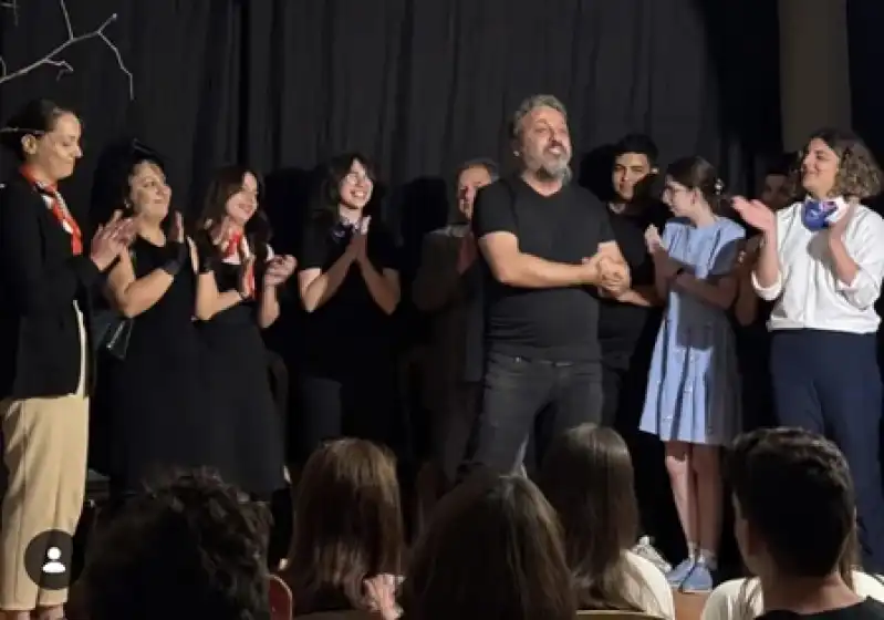 Epik Sanat Tiyatrosu, Bu Yılki Bildirisini özellikle Yerel Tiyatroların önemine Dikkat çekiyor