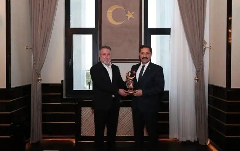 Hatay, Vali Masatlı’nın Yoğun Gayretleriyle Iyileşiyor