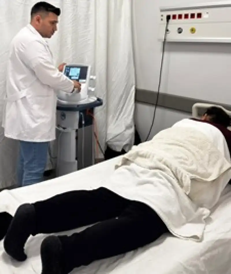 Defne Devlet Hastanesi Fizik Tedavi Ünitesi Bölgeye Model Oluyor