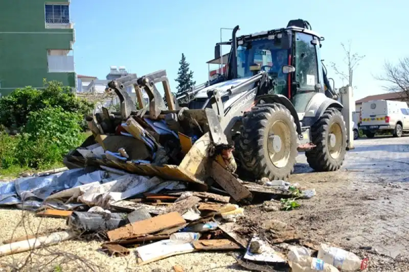 Başkan Özgün: “Defne’de Temizlik Hizmetlerimiz Aralıksız Sürüyor”