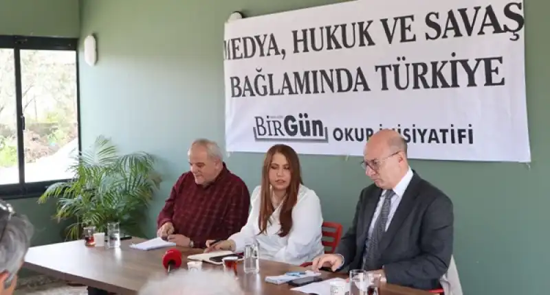 Hatay’da Medya, Hukuk Ve Savaş Gündemi Masaya Yatırıldı