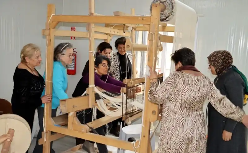 İpek Dokuyan Eller, Geleceği İlmek İlmek Kuruyor