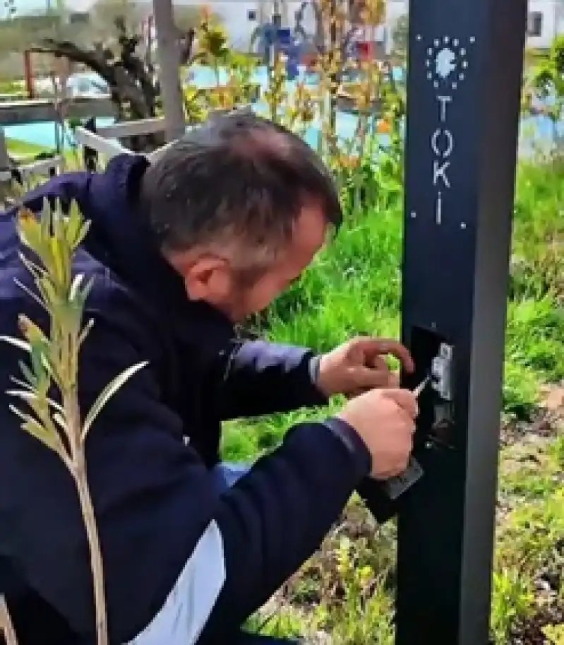 Park Ve Yeşil Alanlarda çalışmalar Devam Ediyor