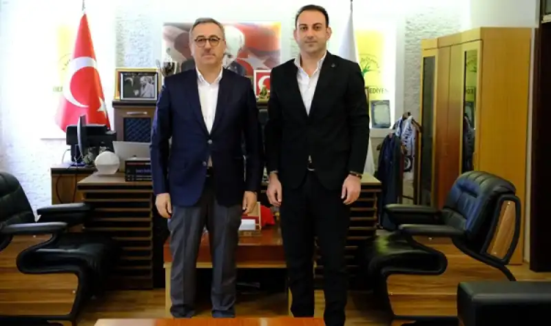 Başkan Halil İbrahim Özgün Ve Genel Sekreter Hayrettin Güngör’den Defne Için Ortak çalışma Vurgusu