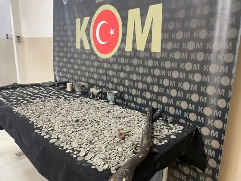 Araçtan Çıkanlar Şaşırttı!