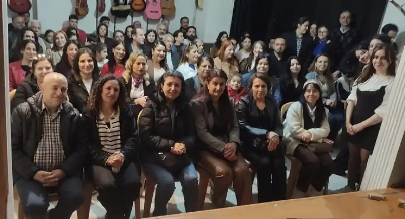 Epik Sanat Tiyatrosu “Nazım” Adlı Oyunu Yeniden Sahneledi