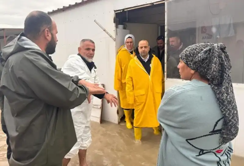 Sağanak Yağıştan Etkilenen Bölgelere Müdahale! 