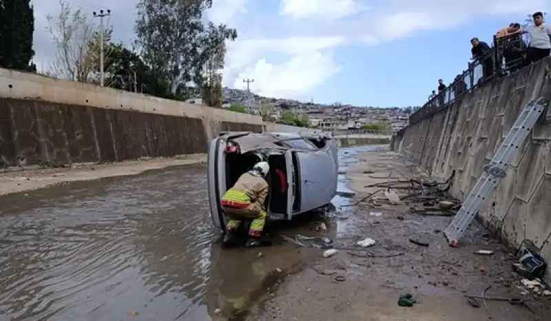 Anne Ve Çocuğu Mucizevi Şekilde Kurtuldu
