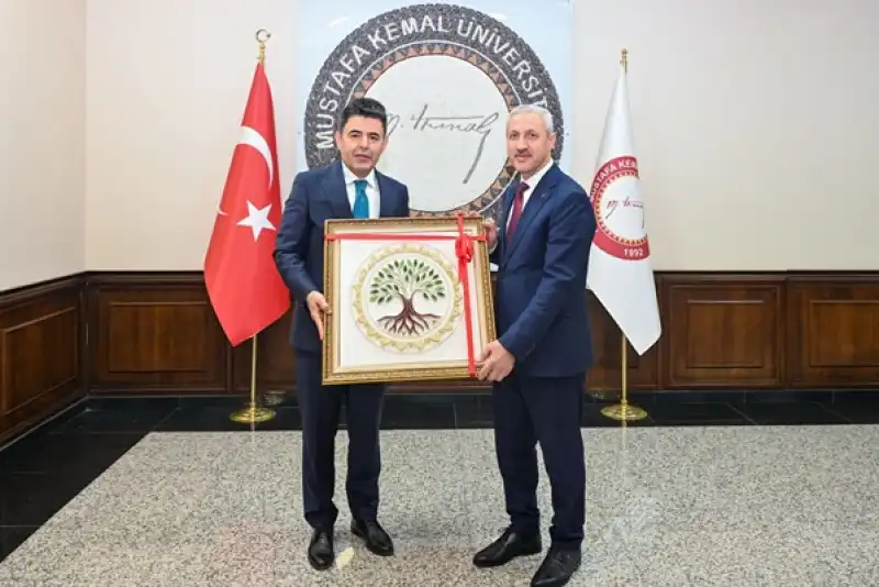 Osman Boyraz UFEST Gençlik Festivali Kapsamında HMKÜ’de Söyleşi Gerçekleştirdi