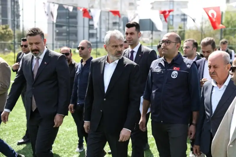 Başkan Öntürk Arsuz’da Dev Yatırımları Yerinde Inceledi