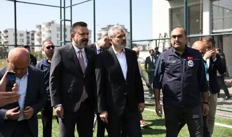 Başkan Öntürk Arsuz’da Dev Yatırımları Yerinde Inceledi