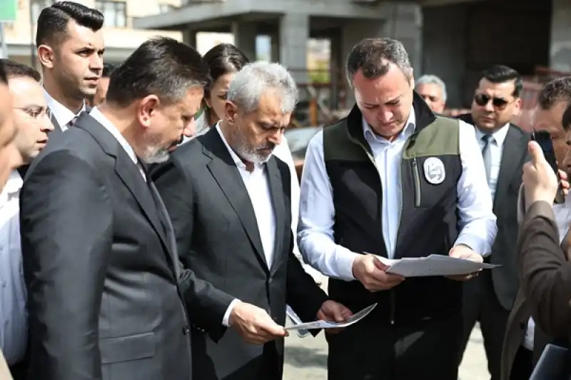 Başkan Öntürk Arsuz’da Dev Yatırımları Yerinde Inceledi
