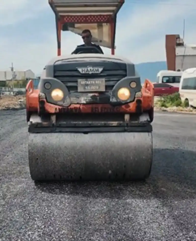 Yeni Sanayi Sitesi’nde Asfalt çalışmaları