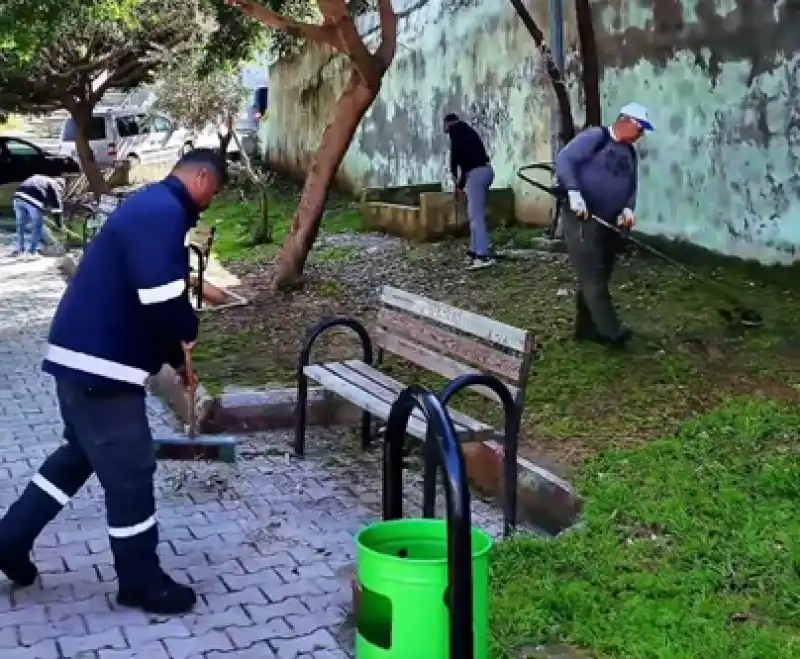 Parklar Güzelleştiriliyor