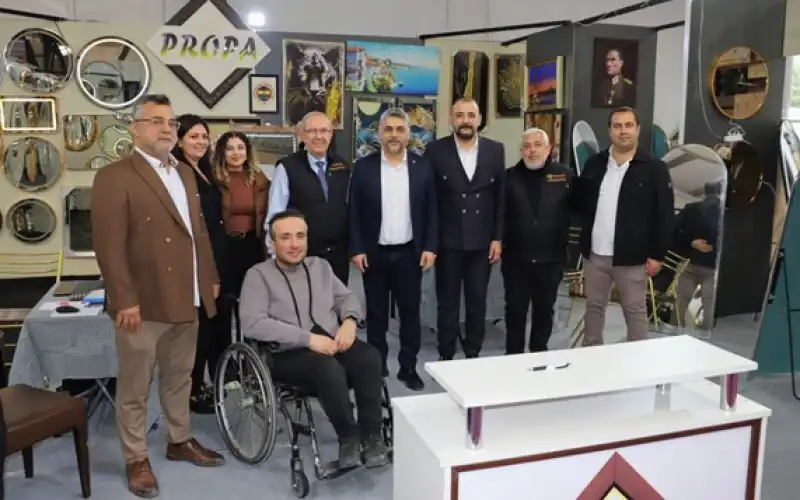 MHP Hatay Teşkilatı 5. Hatay Mobilya Fuarı’nda Esnafla Buluştu