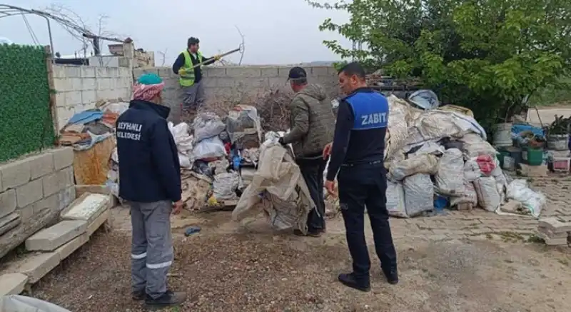 Çöp Ev’den 10 Ton Atık Çıktı!