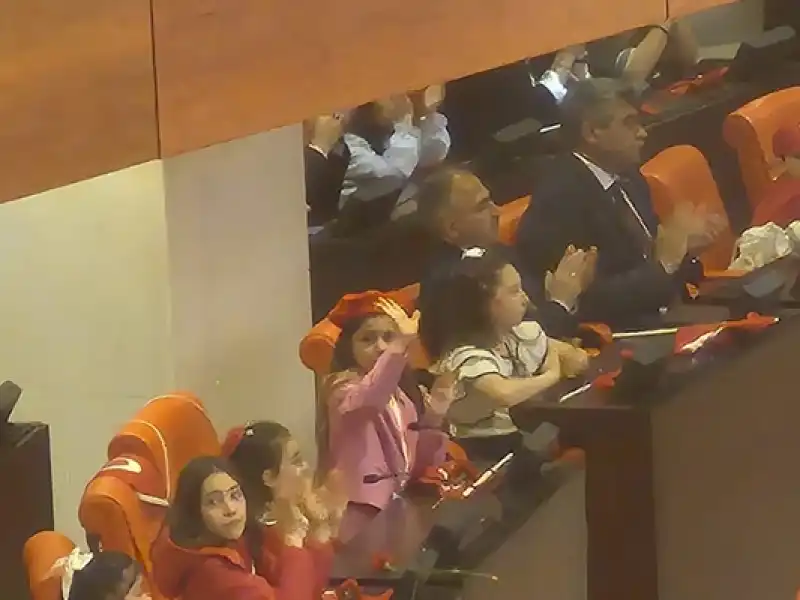 Hataylı Genç Yetenek Asya Alyanak TBMM’de Gurur Yaşattı