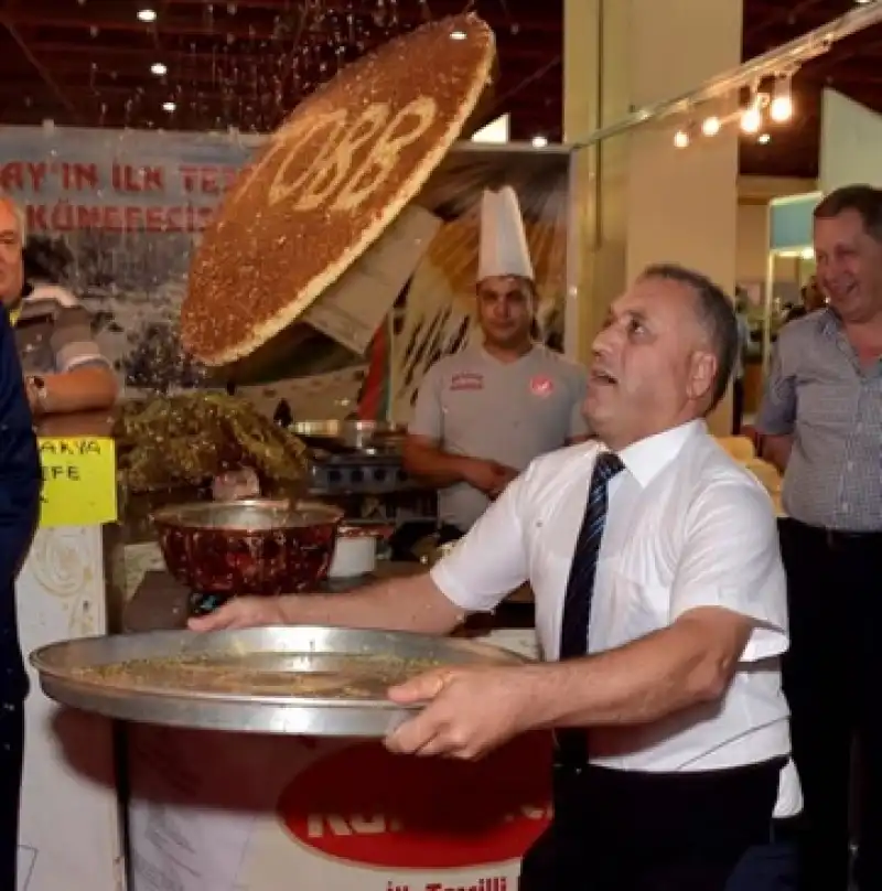 Antakya Künefecisi, 17. Yörex Fuarı’nda Hatay’ın Yöresel Lezzetlerini Sergileyecek