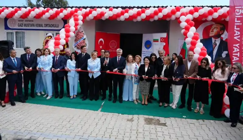 Gazi Mustafa Kemal Atatürk Ortaokulu Açıldı