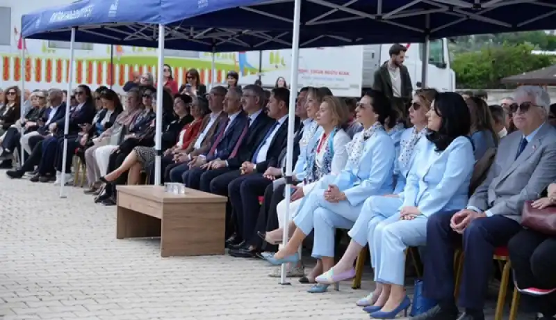 Gazi Mustafa Kemal Atatürk Ortaokulu Açıldı