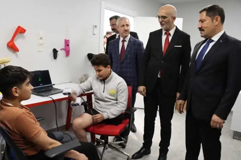 Masatlı Çiftinin En Özel 23 Nisan Kutlaması!