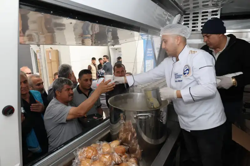 HBB’nin çorba Ikramı Ile Yürekler ısınıyor