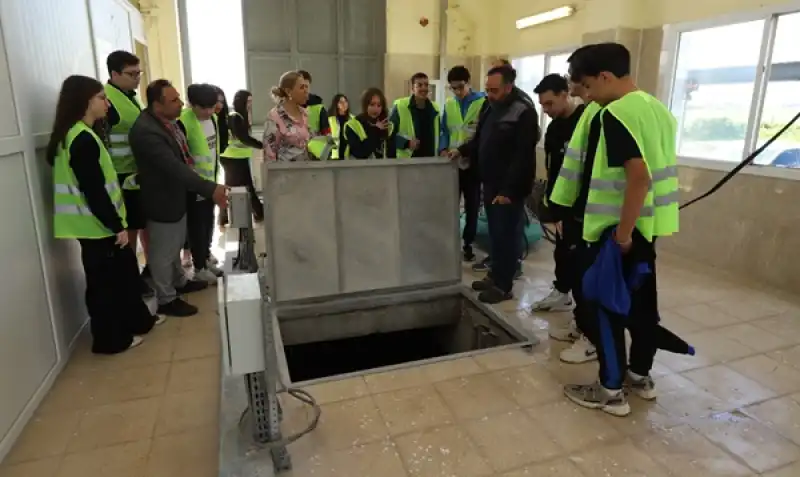 Öğrenciler Atıksu Arıtma Tesisini Gezdi