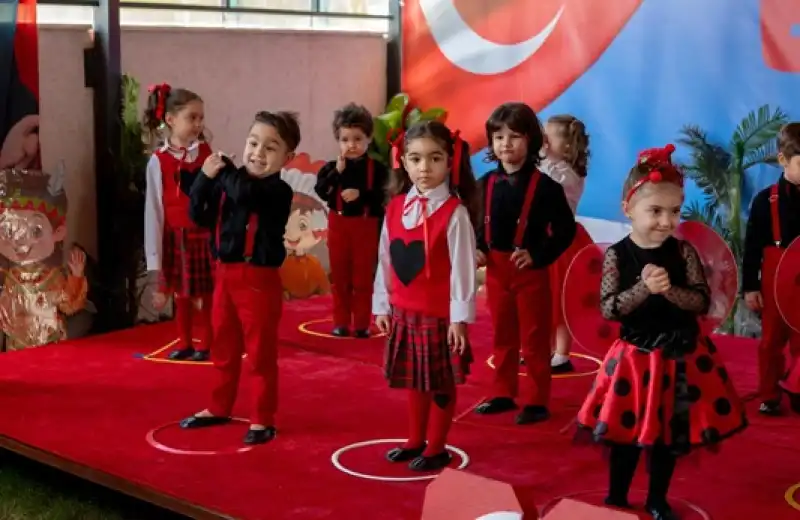 Ecemsu Anaokulunda 23 Nisan Coşkusu Duygu Dolu Anlara Sahne Oldu