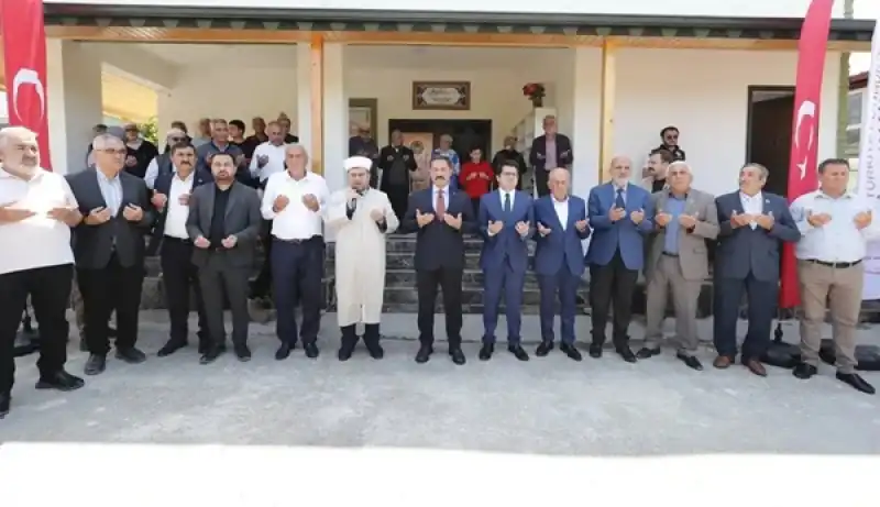 Arsuz Tülek Mahallesi Maraşlar Camii Dualarla İbadete Açıldı