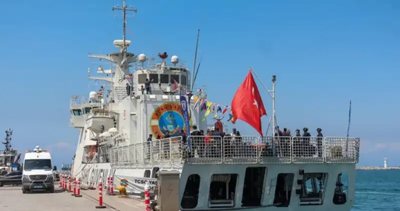 TCG Karpaz Ve TCSG Yaşam Gemileri Hatay'da Ziyarete Açıldı